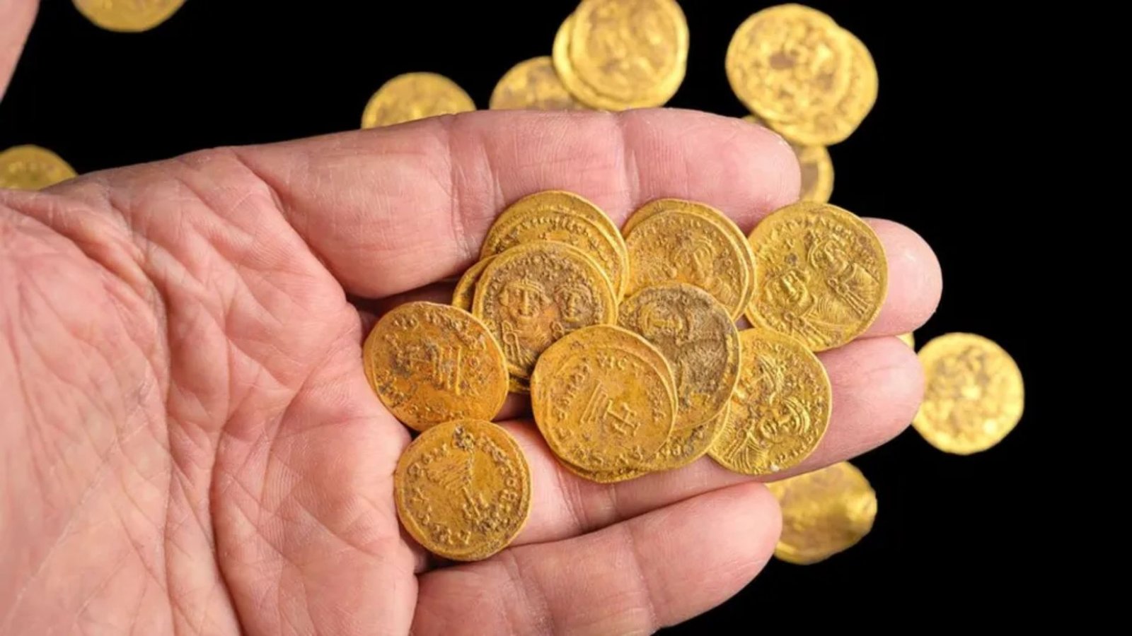 Unearthed Treasure: 7th Century Gold Coins Hidden in Wall Discovered in Texas!